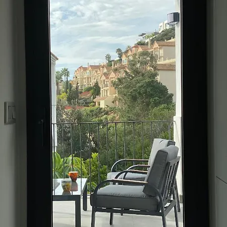 Apartment Luxurious With Seaview In Sunny Manilva